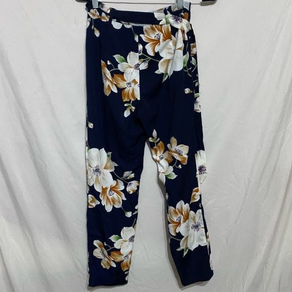 Shein Floral High Waisted Tie Pants - Picture 2 of 13